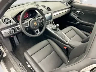 2025 Porsche 718 Cayman - Image 4 of 4