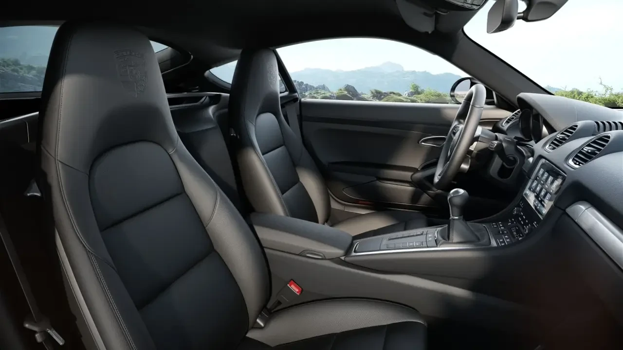 2025 Porsche 718 Cayman - Image 5 of 7