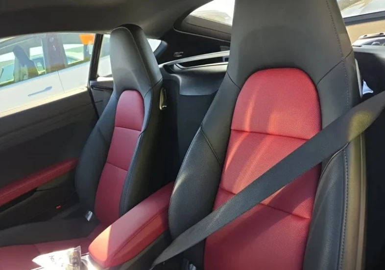 2025 Porsche Cayman - Image 4 of 4