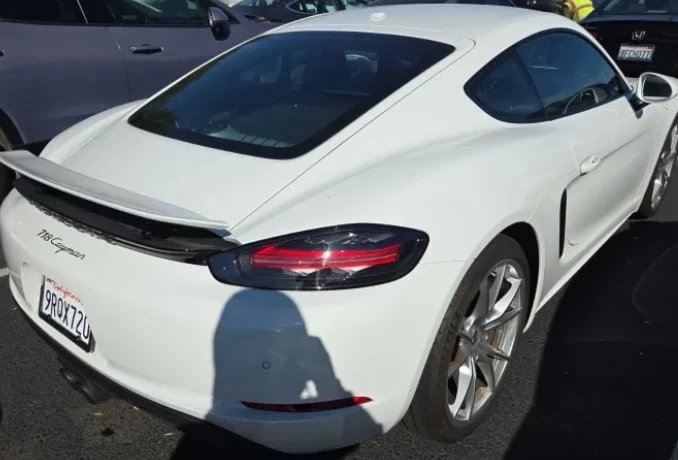 2025 Porsche Cayman - Image 2 of 4