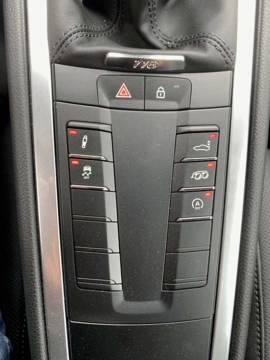2025 Porsche 718 Cayman - Image 20 of 26