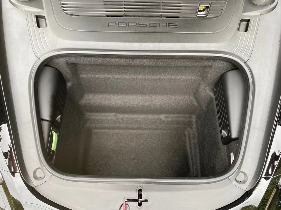 2025 Porsche 718 Cayman - Image 22 of 26