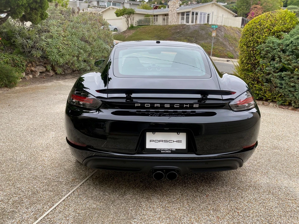 2025 Porsche 718 Cayman - Image 8 of 26