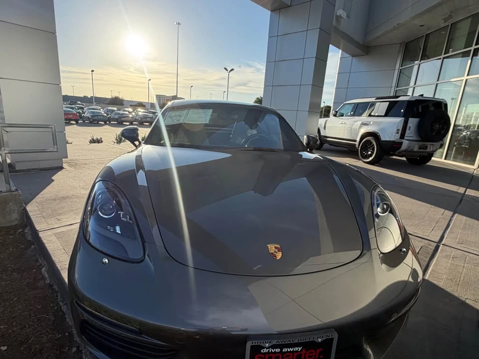2025 Porsche 718 Cayman - Image 2 of 5