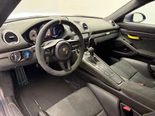 2025 Porsche 718 Cayman GT4 RS - Image 25 of 31