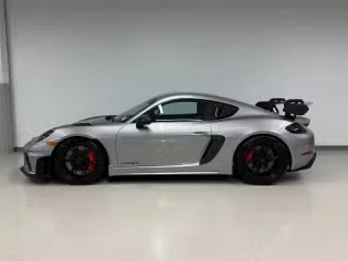 2025 Porsche 718 Cayman GT4 RS - Image 9 of 31