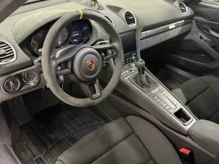 2025 Porsche 718 Cayman GT4 RS - Image 29 of 31
