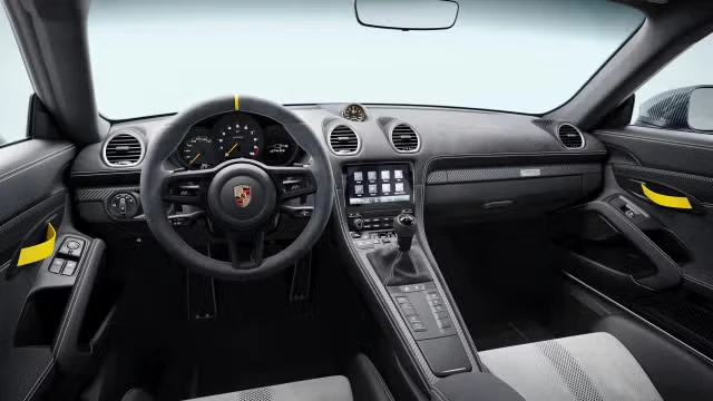 2025 Porsche 718 Cayman GT4 RS - Image 26 of 30