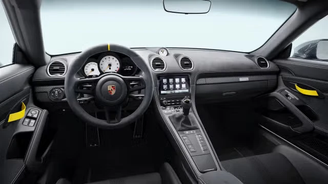 2025 Porsche 718 Cayman GT4 RS - Image 26 of 30