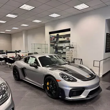 2025 Porsche 718 Cayman GT4 RS Coupe