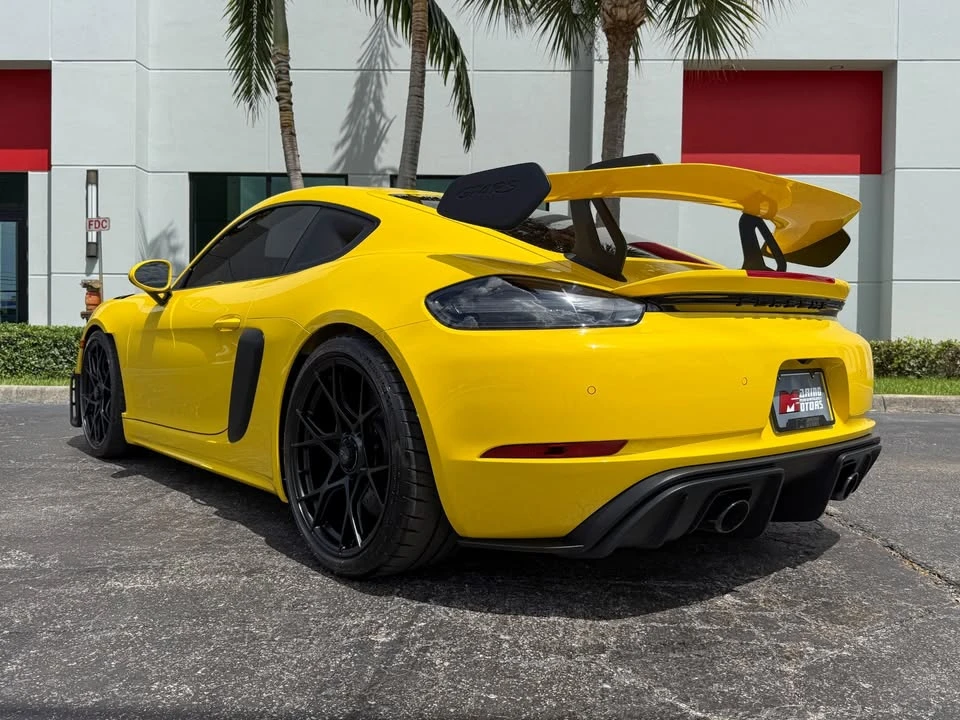 2025 Porsche 718 Cayman GT4 RS - Image 8 of 20