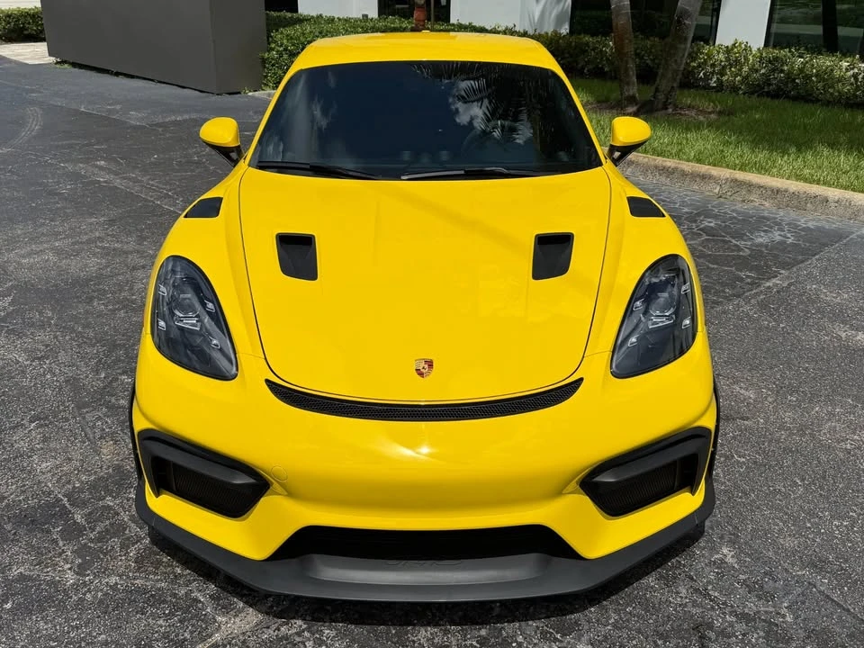 2025 Porsche 718 Cayman GT4 RS - Image 6 of 20