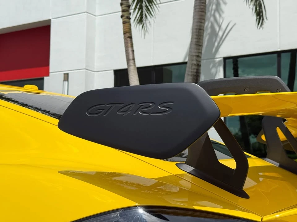2025 Porsche 718 Cayman GT4 RS - Image 3 of 20