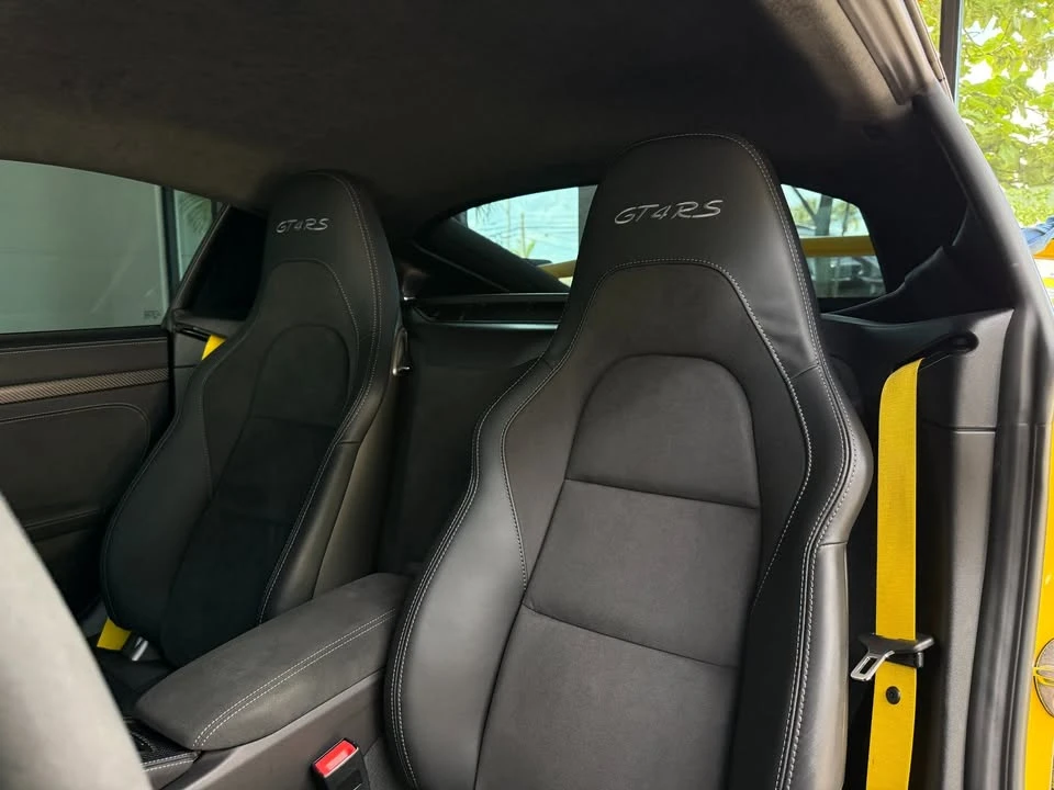 2025 Porsche 718 Cayman GT4 RS - Image 15 of 20