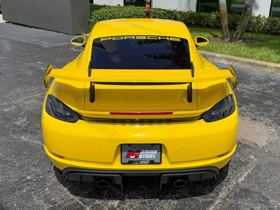 2025 Porsche 718 Cayman GT4 RS - Image 9 of 20