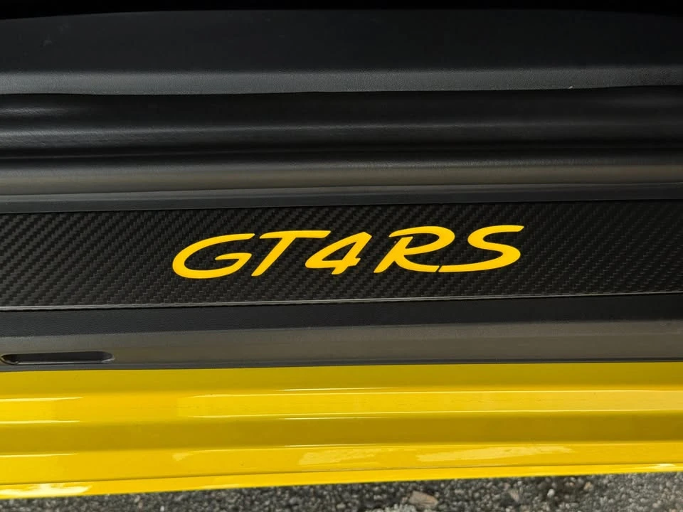 2025 Porsche 718 Cayman GT4 RS - Image 11 of 20