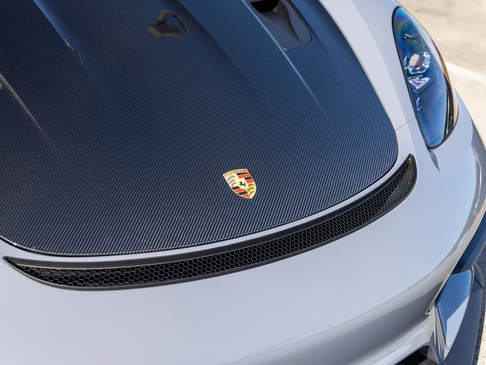 2025 Porsche 718 Cayman GT4 RS - Image 17 of 31
