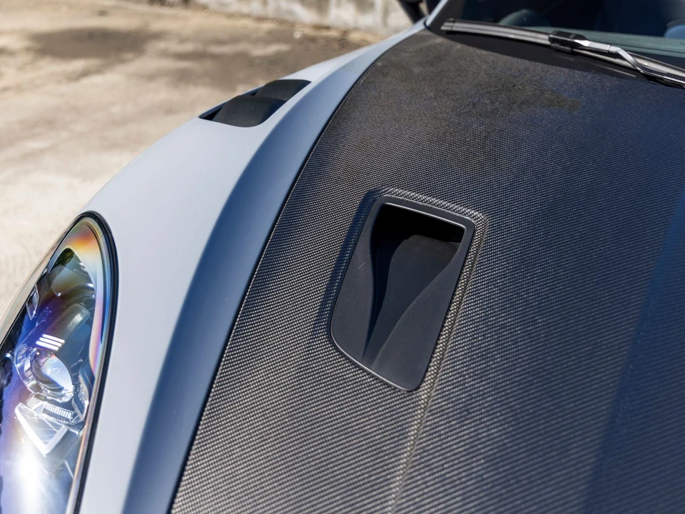 2025 Porsche 718 Cayman GT4 RS - Image 19 of 31