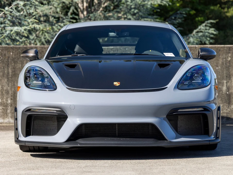 2025 Porsche 718 Cayman GT4 RS - Image 8 of 31