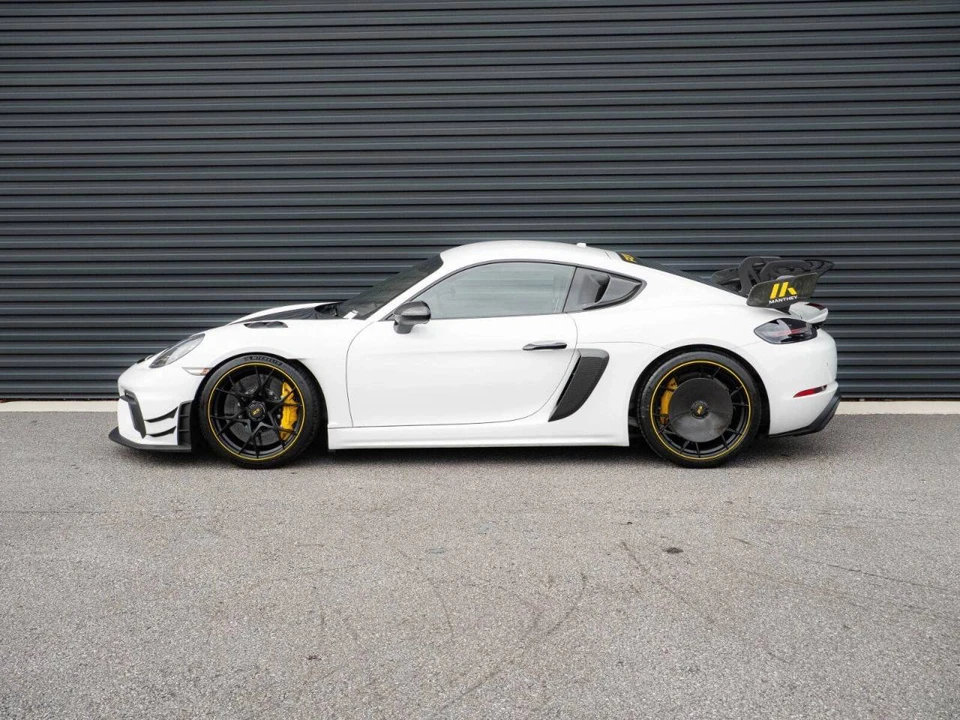 2025 Porsche 718 Cayman GT4 RS - Image 2 of 4