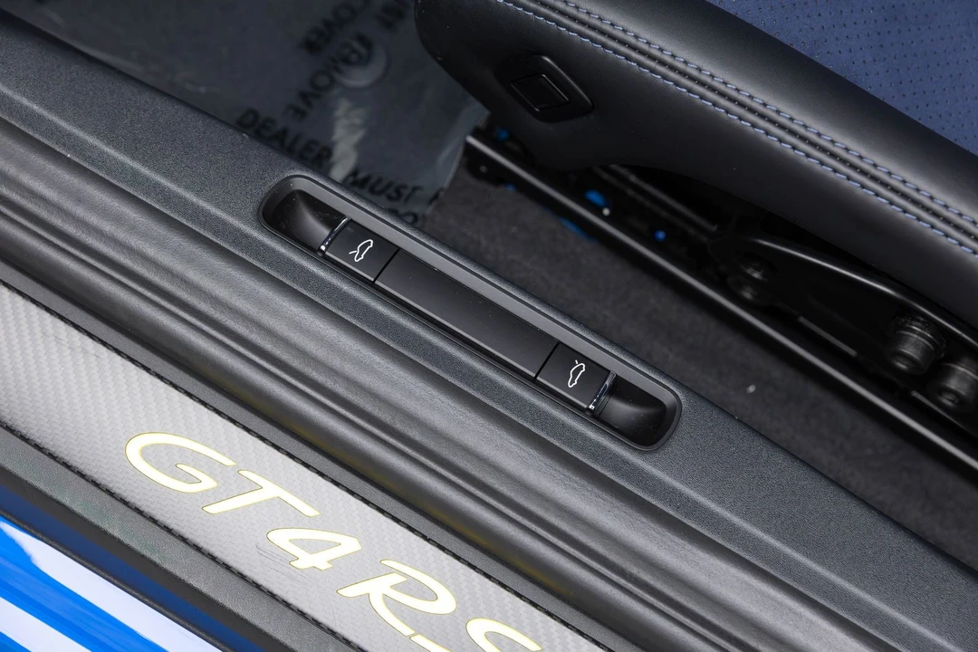 2025 Porsche 718 Cayman GT4 RS - Image 24 of 31