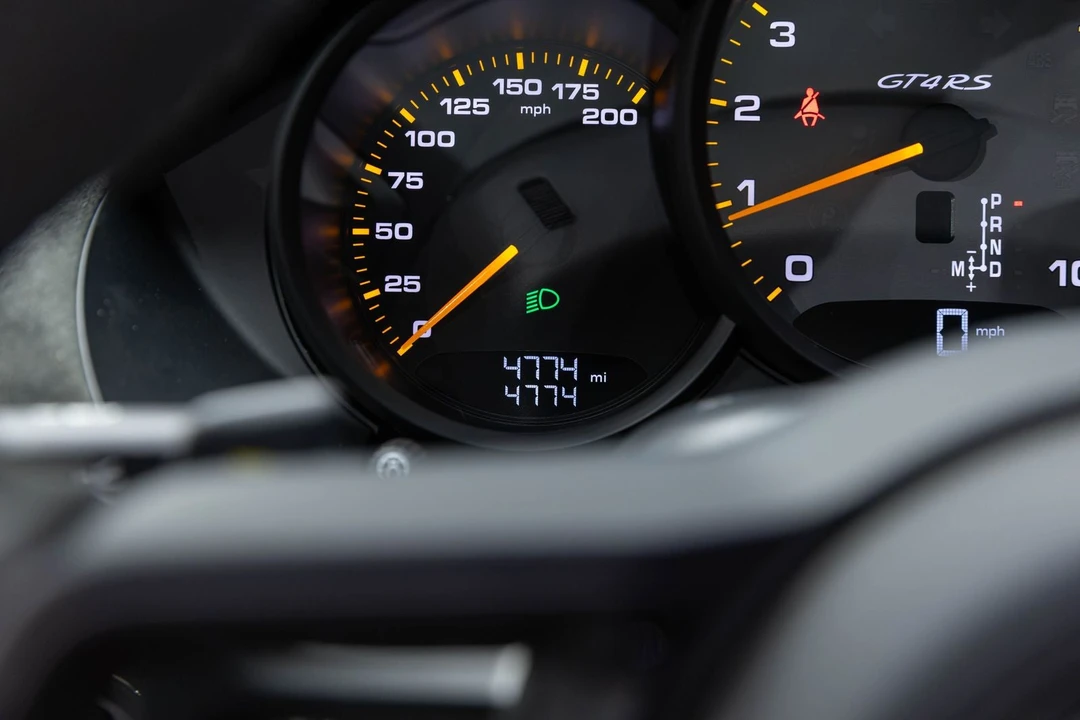 2025 Porsche 718 Cayman GT4 RS - Image 28 of 31