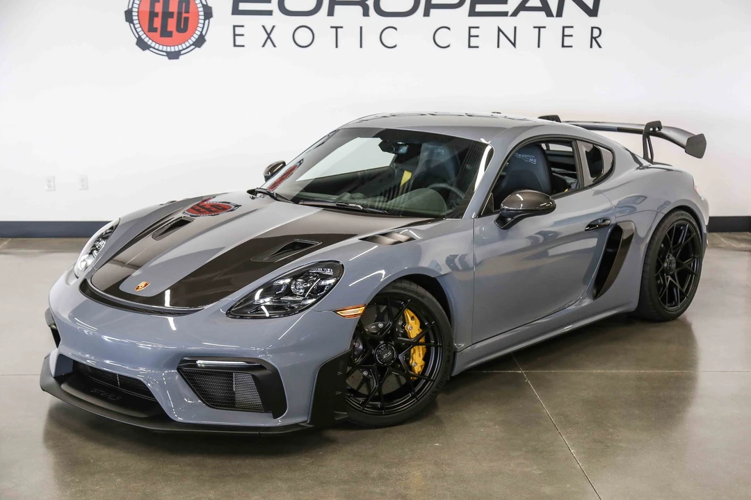 2025 Porsche - Image 13 of 31