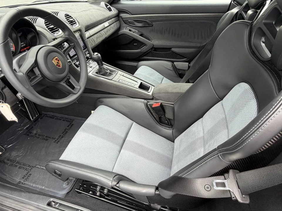 2025 Porsche 718 Cayman GT4 RS - Image 3 of 4