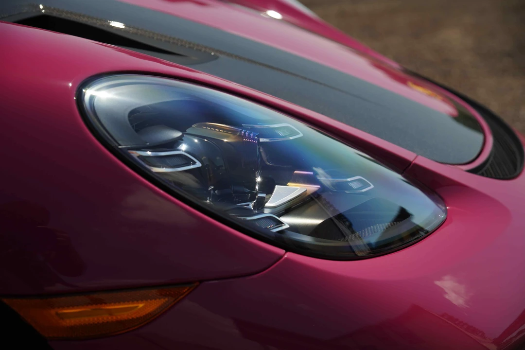 2025 Porsche 718 Cayman GT4 RS - Image 26 of 31