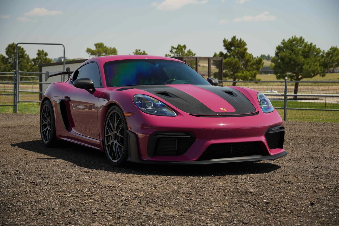 2025 Porsche 718 Cayman GT4 RS - Image 9 of 31