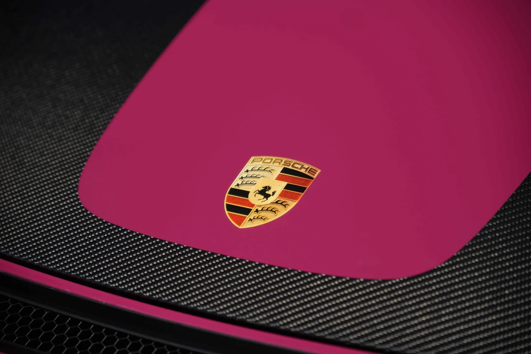 2025 Porsche 718 Cayman GT4 RS - Image 24 of 31