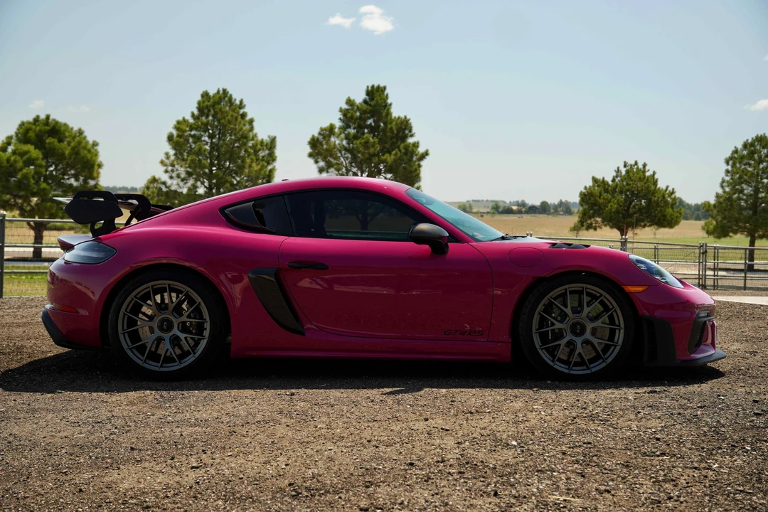 2025 Porsche 718 Cayman GT4 RS - Image 8 of 31