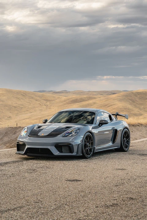 2025 Porsche 718 Cayman GT4 RS - Image 3 of 31
