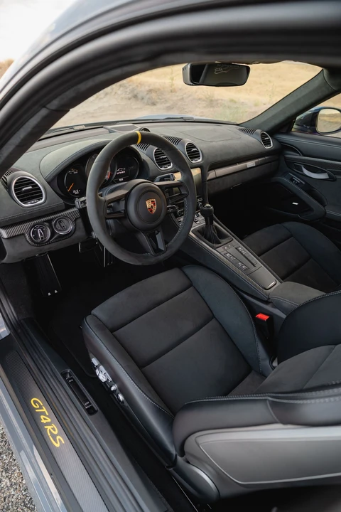 2025 Porsche 718 Cayman GT4 RS - Image 14 of 31
