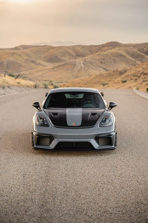 2025 Porsche 718 Cayman GT4 RS - Image 18 of 31