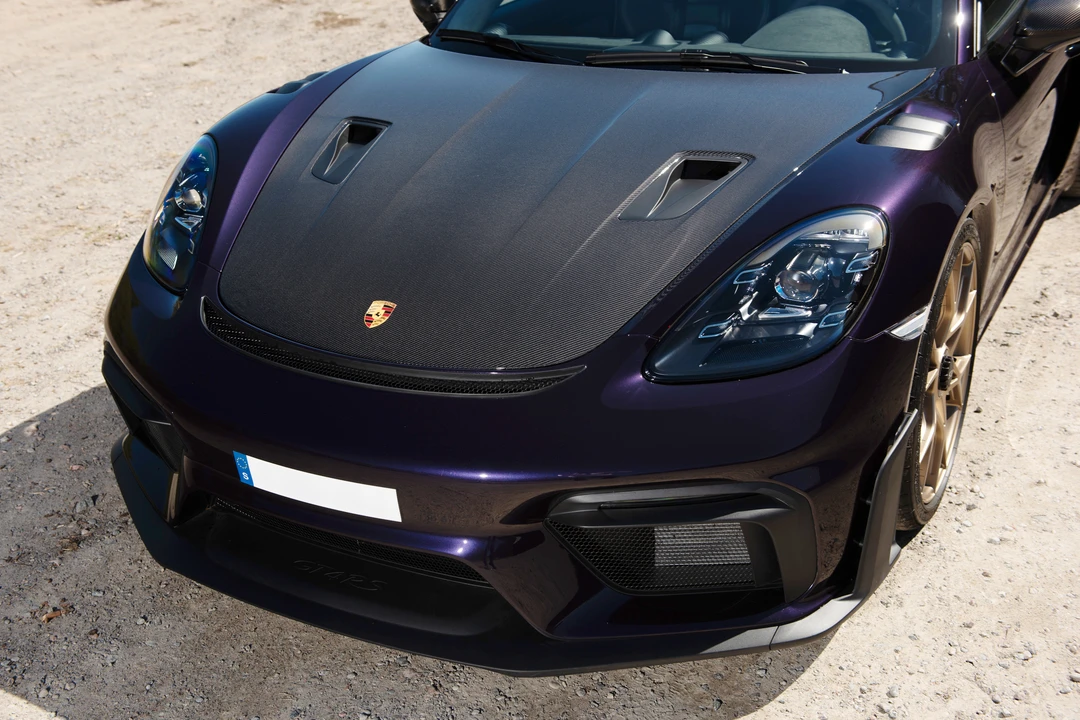 2025 Porsche 718 Cayman GT4 RS - Image 9 of 31
