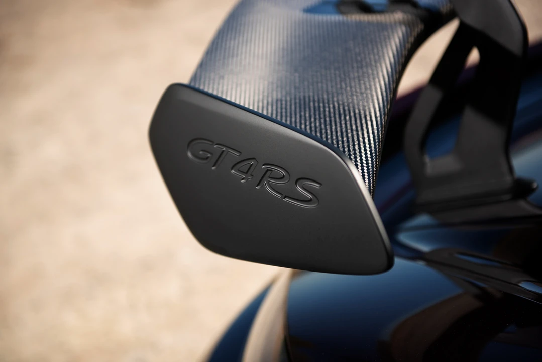 2025 Porsche 718 Cayman GT4 RS - Image 25 of 31