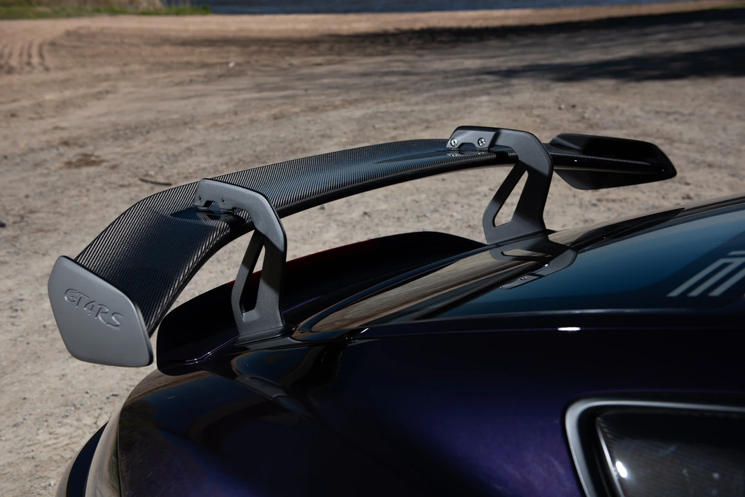 2025 Porsche 718 Cayman GT4 RS - Image 27 of 31