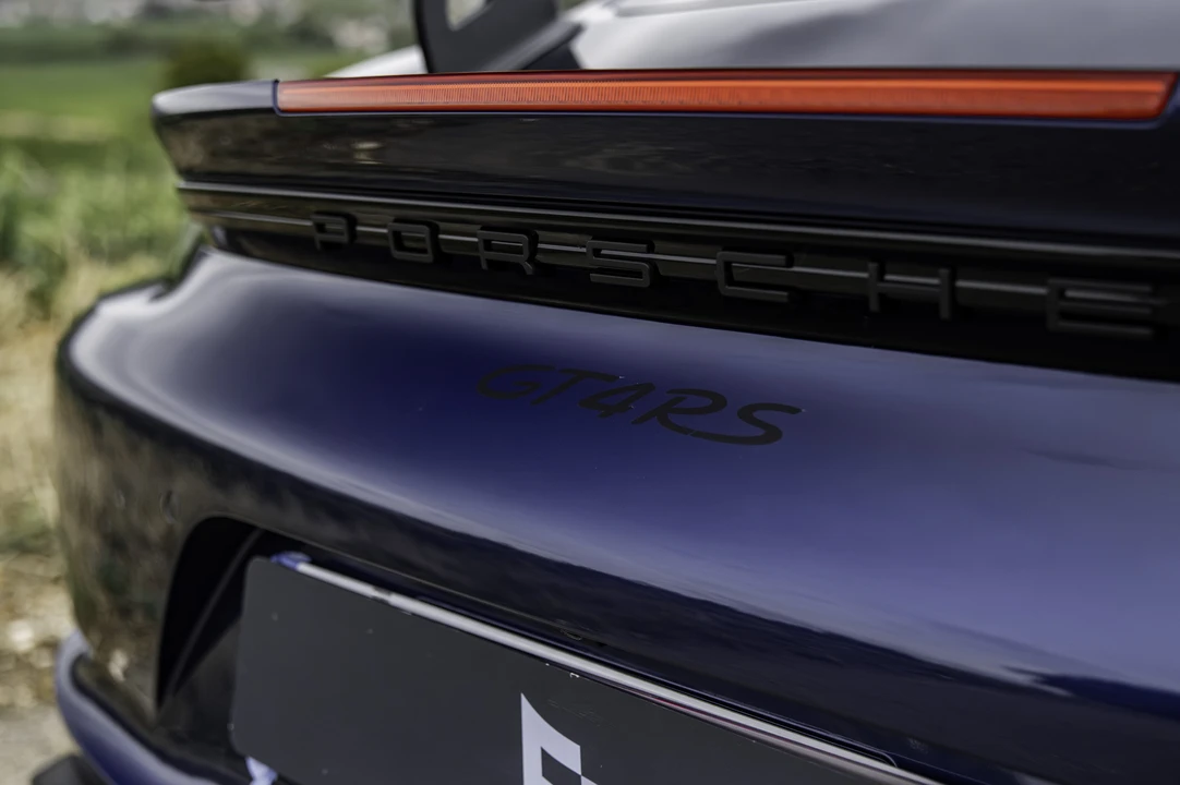 2025 Porsche 718 Cayman GT4 RS - Image 30 of 31