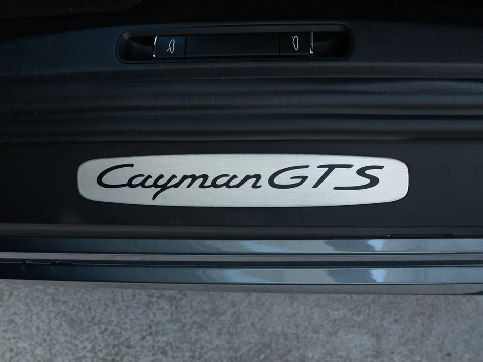 2025 Porsche 718 Cayman GTS 4.0 - Image 24 of 26