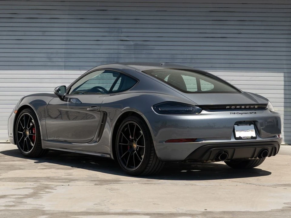 2025 Porsche 718 Cayman GTS 4.0 - Image 3 of 26