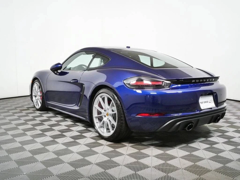2025 Porsche 718 Cayman GTS 4.0 - Image 3 of 5