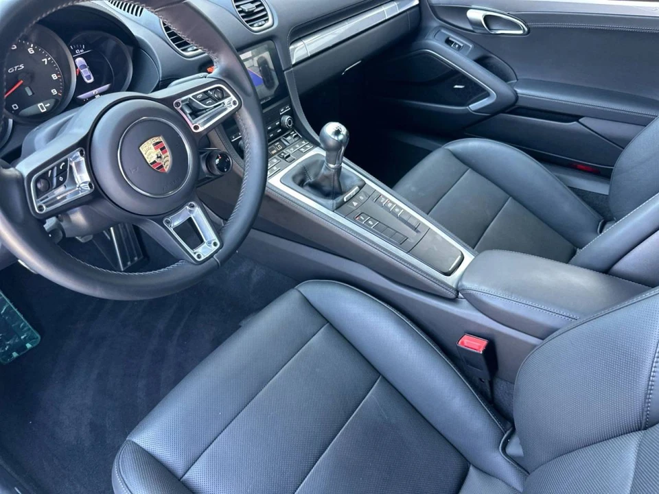 2025 Porsche 718 Cayman GTS 4.0 - Image 4 of 4