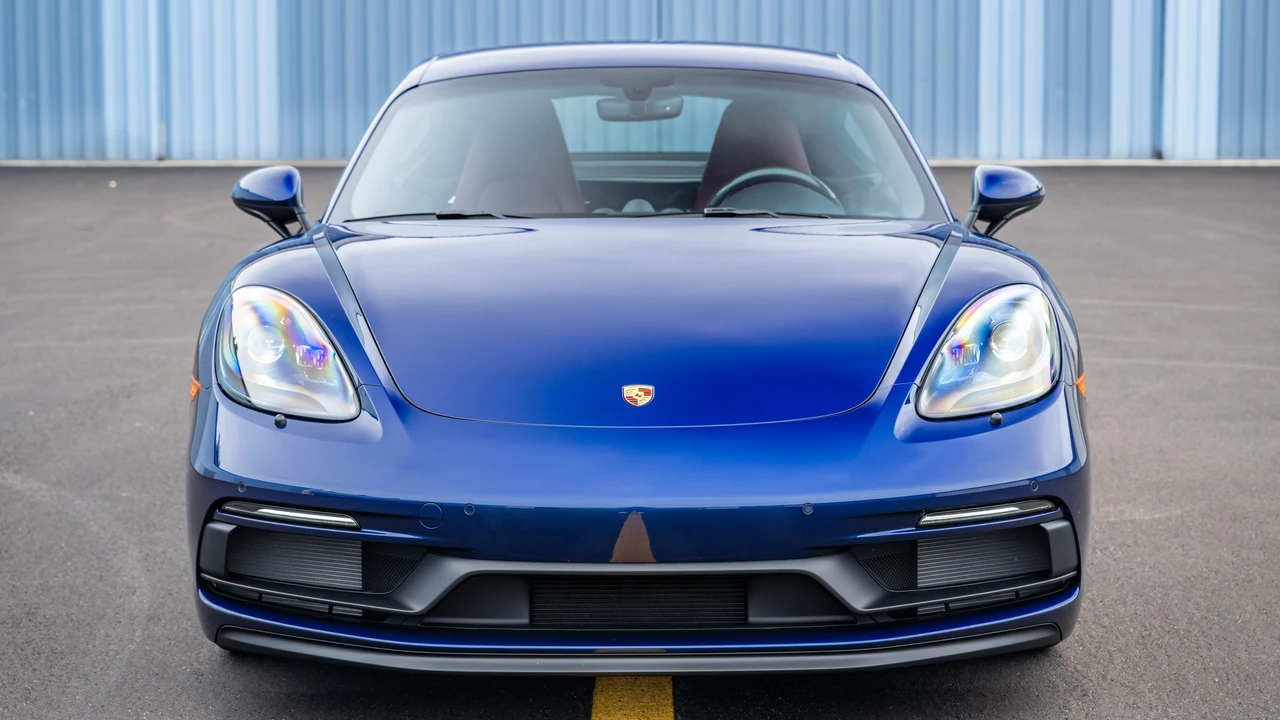 2025 Porsche 718 Cayman GTS 4.0 - Image 10 of 31