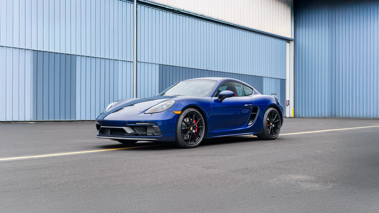 2025 Porsche 718 Cayman GTS 4.0 - Image 2 of 31