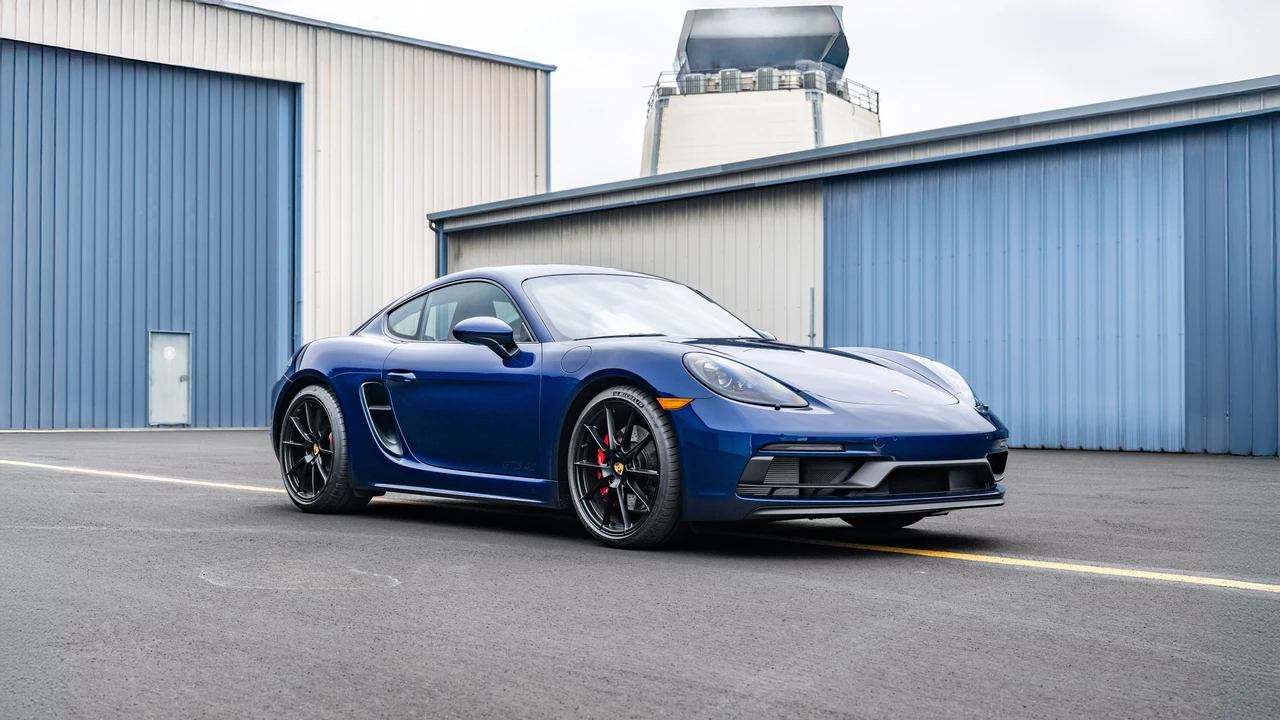 2025 Porsche 718 Cayman GTS 4.0 - Image 4 of 31