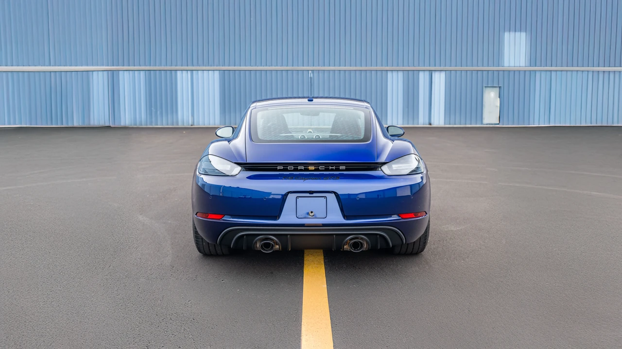 2025 Porsche 718 Cayman GTS 4.0 - Image 7 of 31