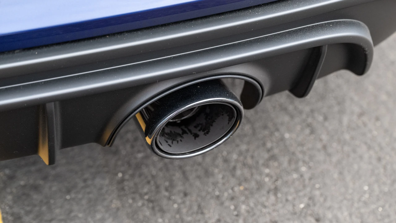 2025 Porsche 718 Cayman GTS 4.0 - Image 29 of 31