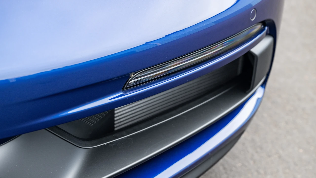 2025 Porsche 718 Cayman GTS 4.0 - Image 14 of 31