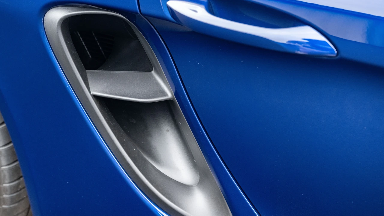 2025 Porsche 718 Cayman GTS 4.0 - Image 26 of 31